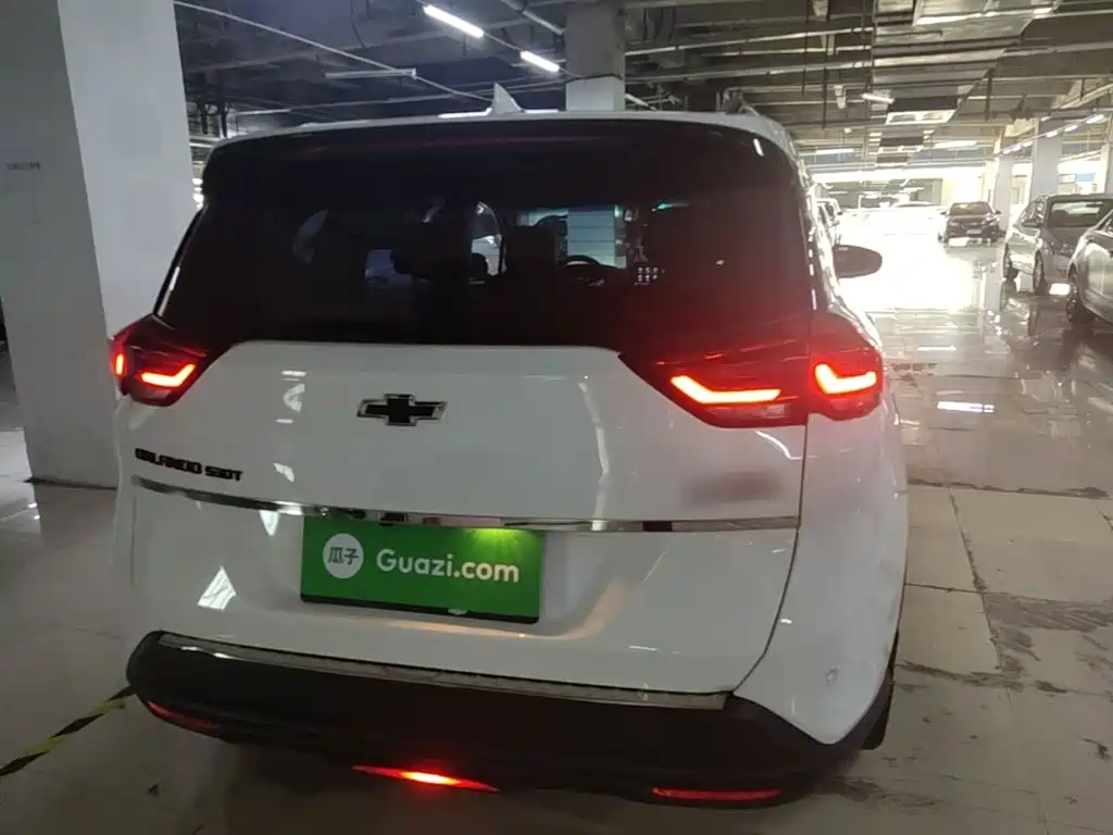 Chevrolet Volando — миниатюра 6