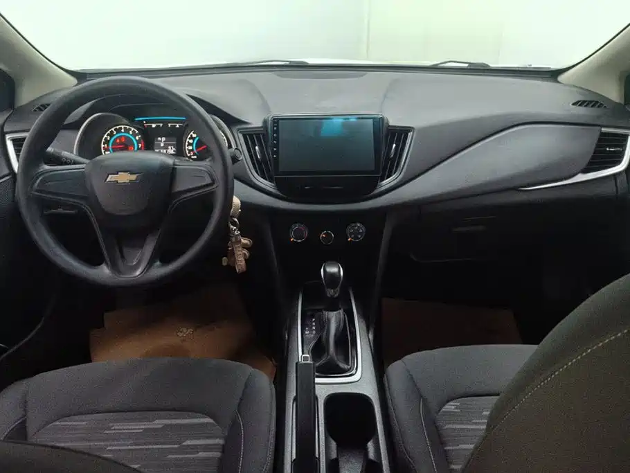 Chevrolet Cavalier — миниатюра 12