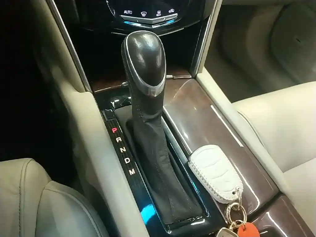 Cadillac XTS — миниатюра 14