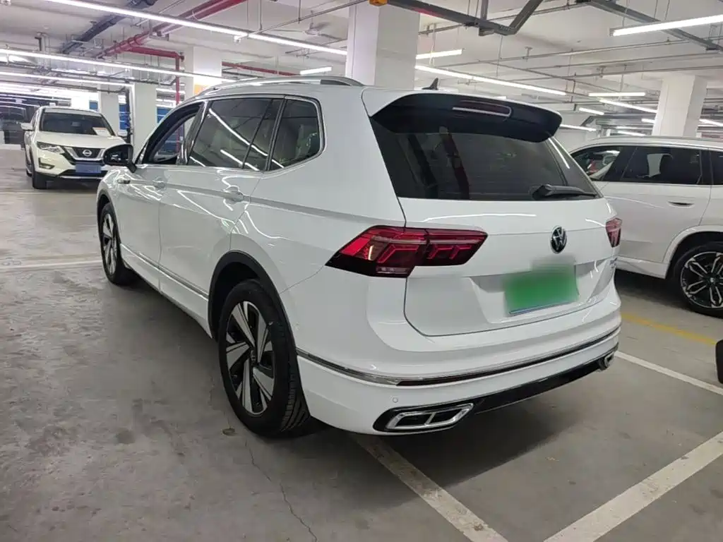 Volkswagen Tiguan L — миниатюра 5