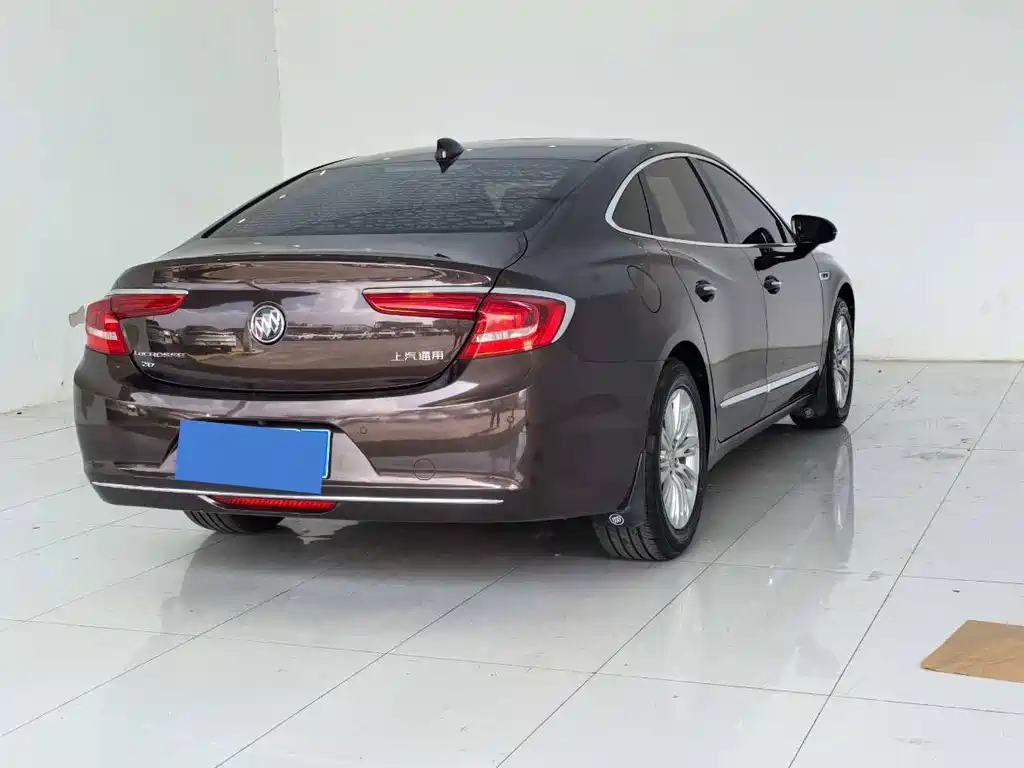 Buick LaCrosse — миниатюра 12