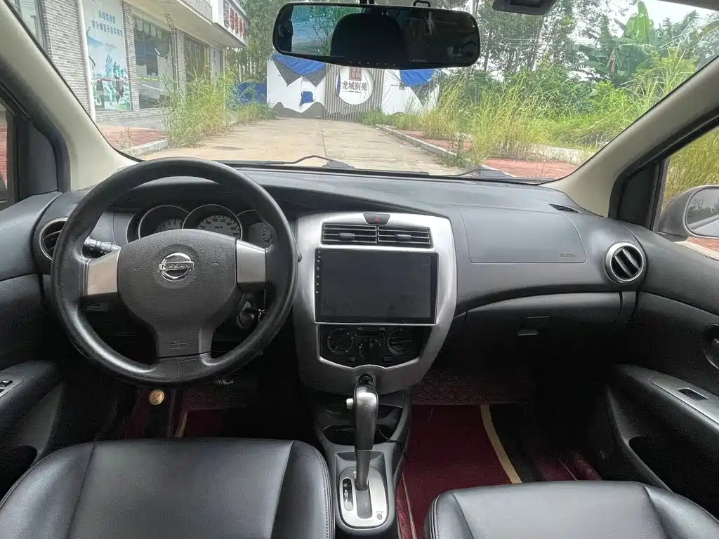 Nissan Livina — миниатюра 9