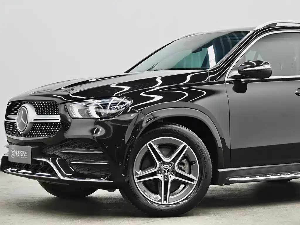 Mercedes-Benz GLE (Import) — миниатюра 26