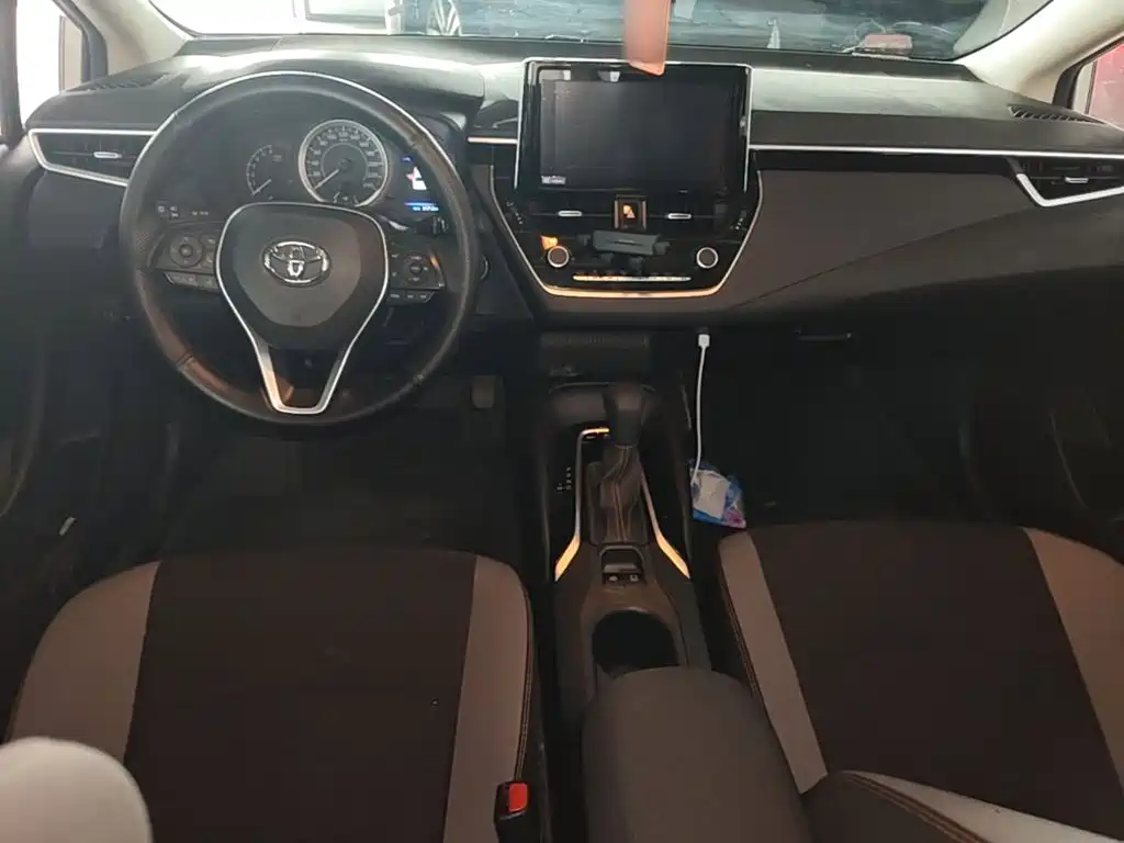 Toyota Corolla — миниатюра 6