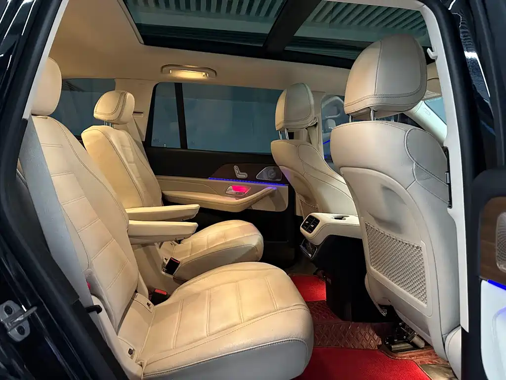 Mercedes-Benz GLS — миниатюра 20