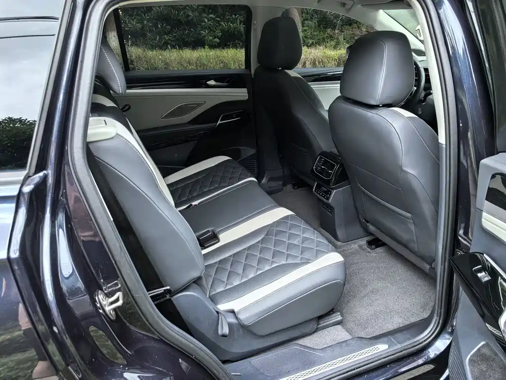 Volkswagen ID.6 Crozz — миниатюра 10