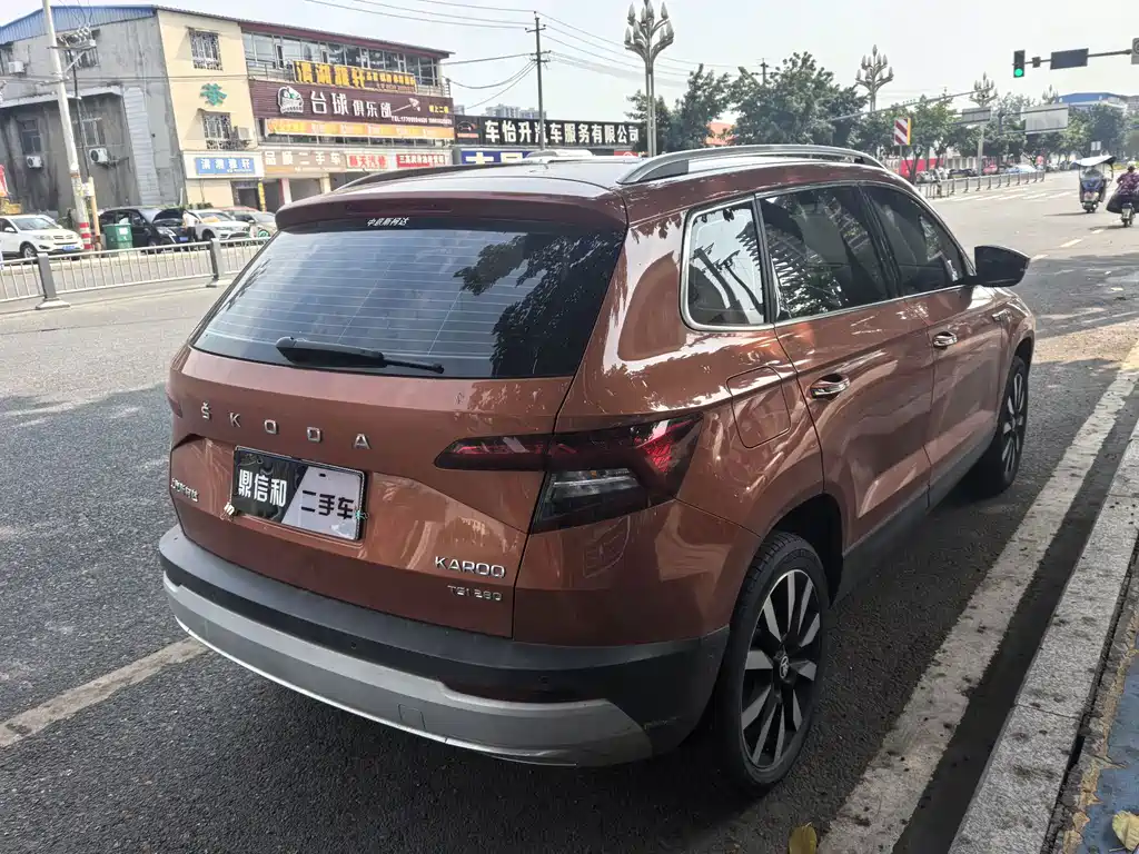 Skoda Karoq — миниатюра 7