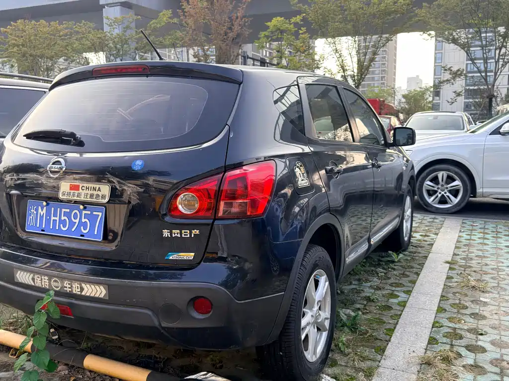 Nissan Qashqai — миниатюра 5