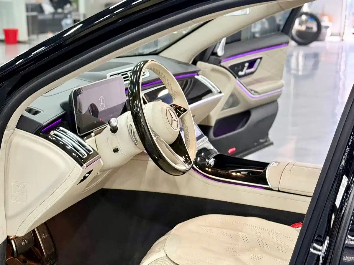 Mercedes-Benz Maybach S-Class