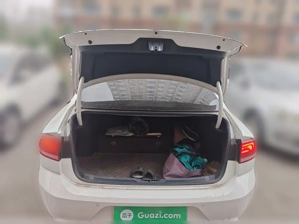 Volkswagen Lamando — миниатюра 15