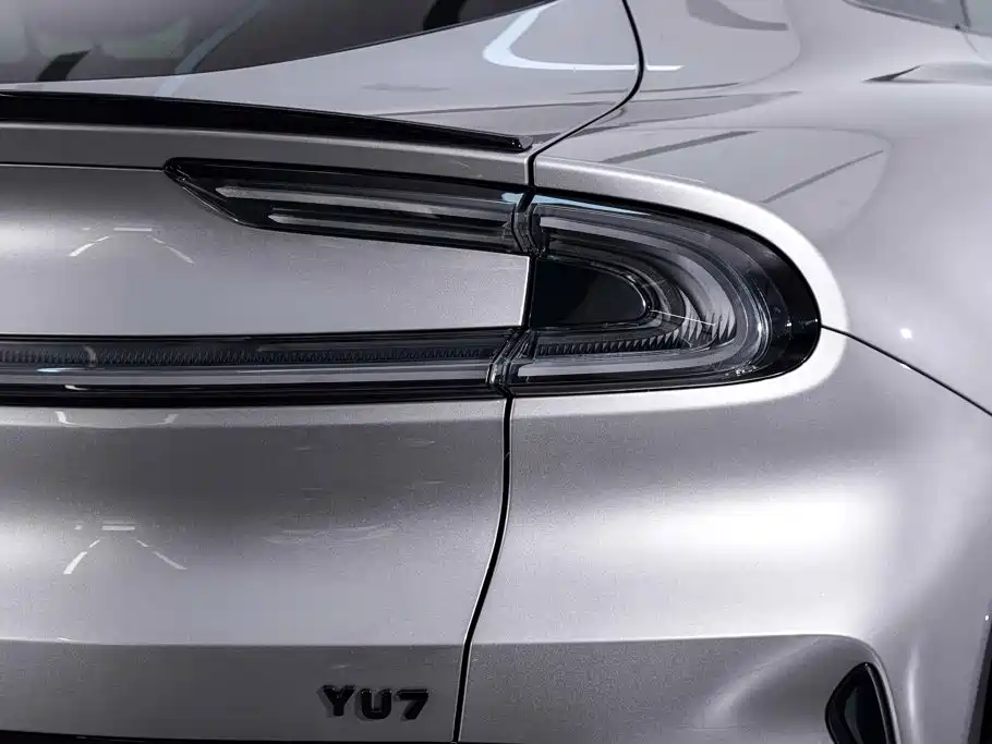 Xiaomi YU7 — миниатюра 11