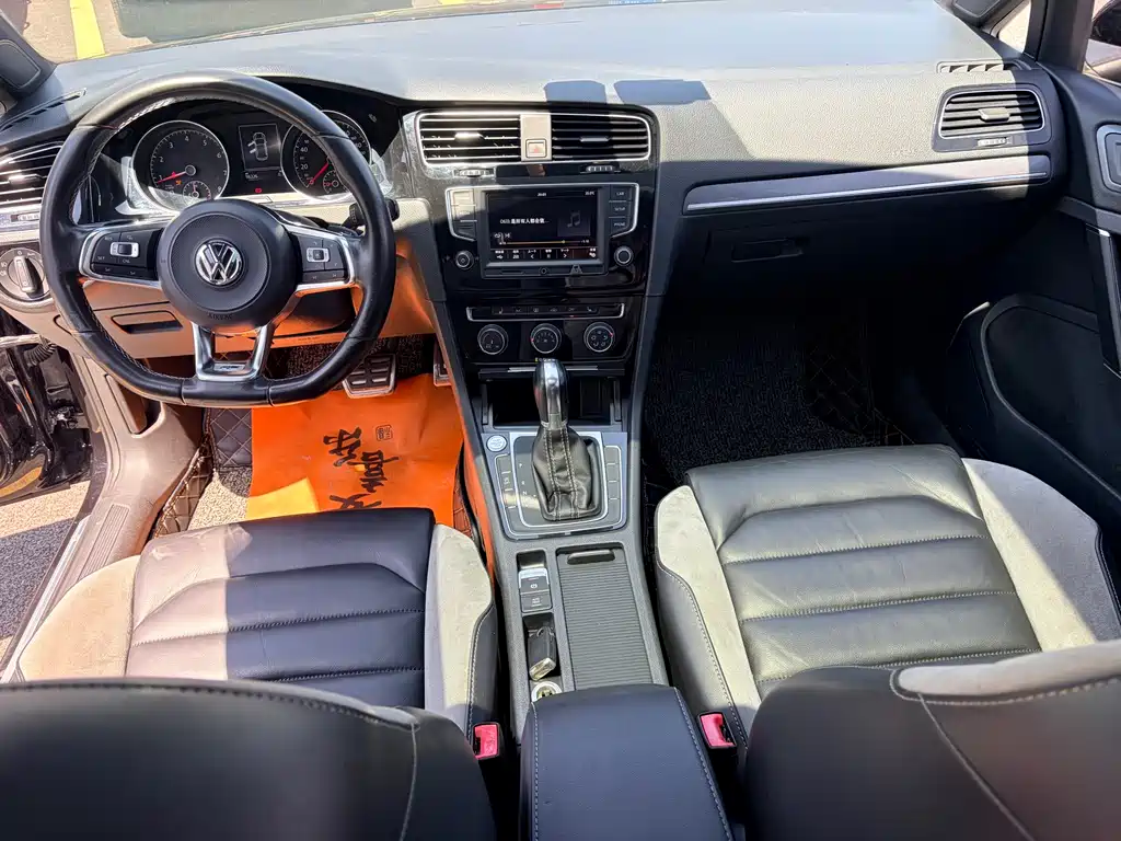 Volkswagen Golf — миниатюра 9