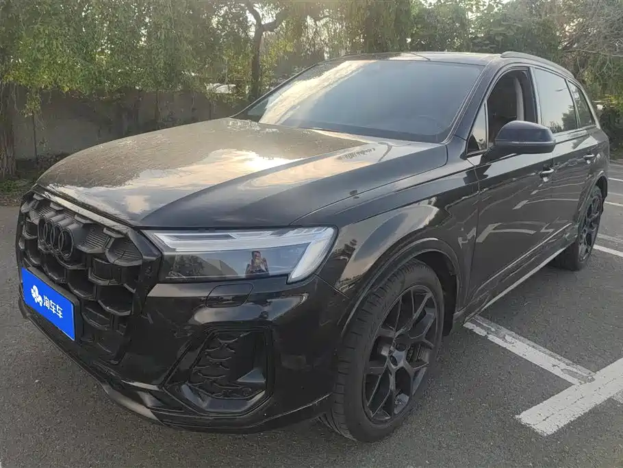 Audi Q7 2024