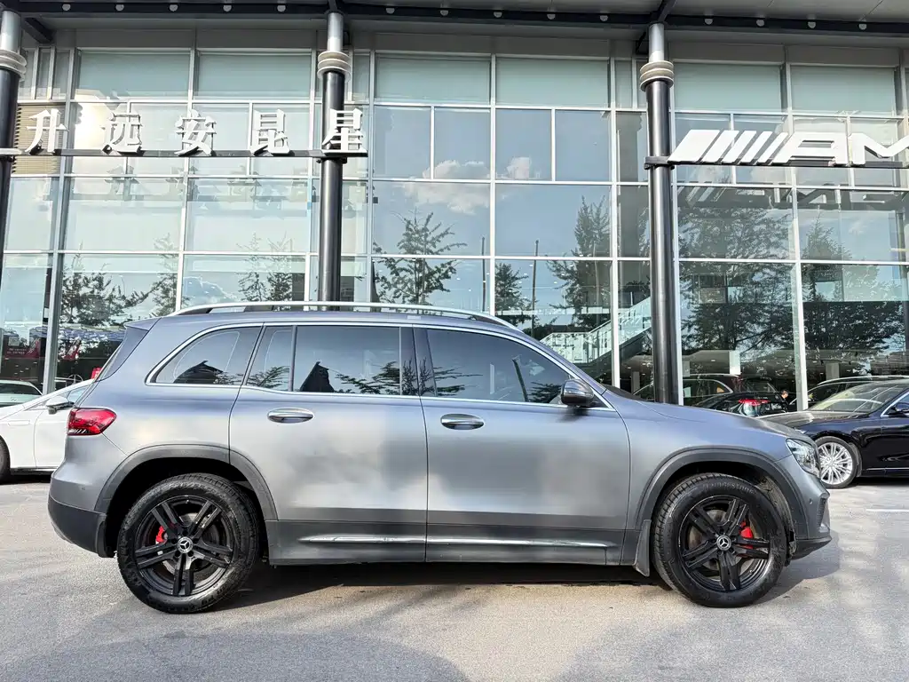 Mercedes-Benz GLB — миниатюра 4