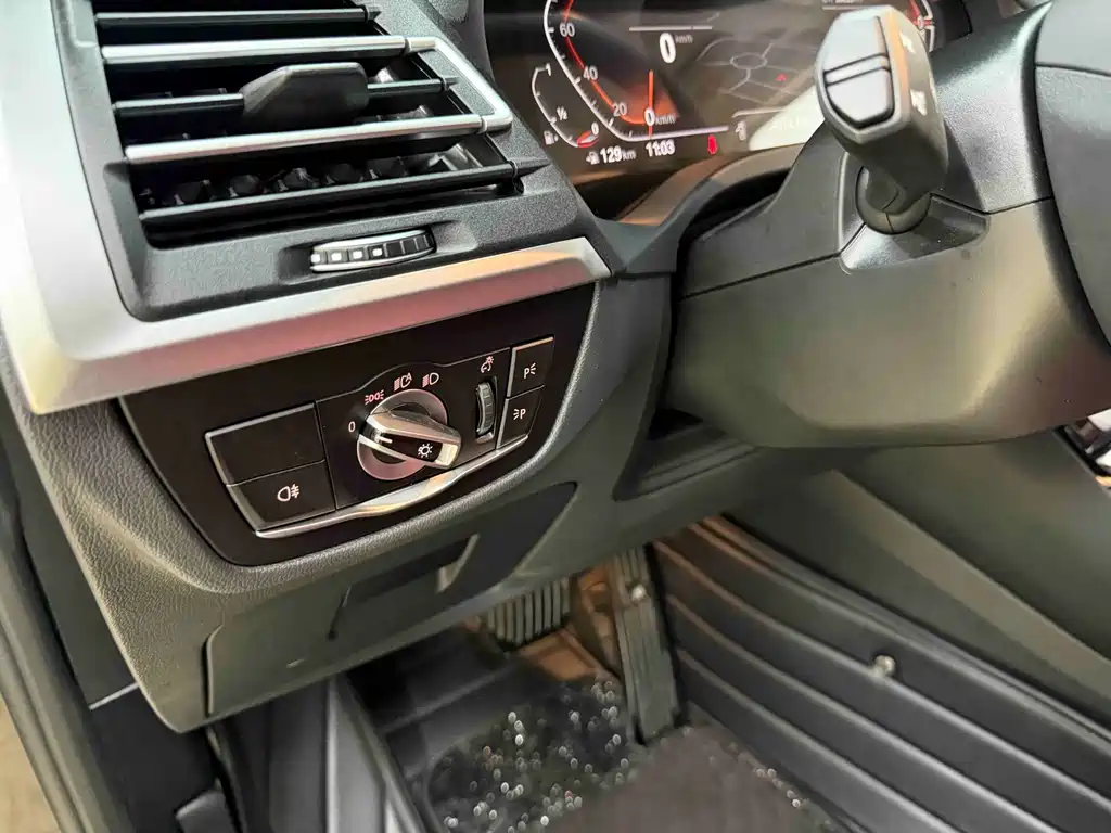 BMW X3 — миниатюра 9