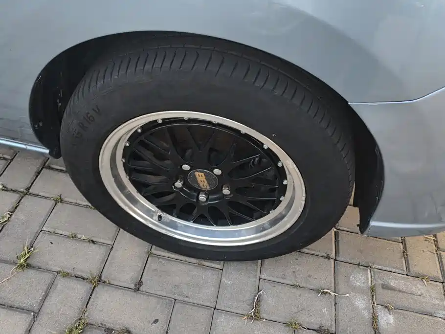 Mazda 5 — миниатюра 6
