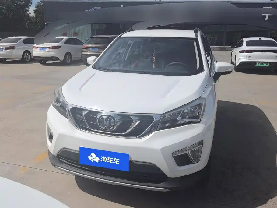 Changan CS15 — миниатюра 2