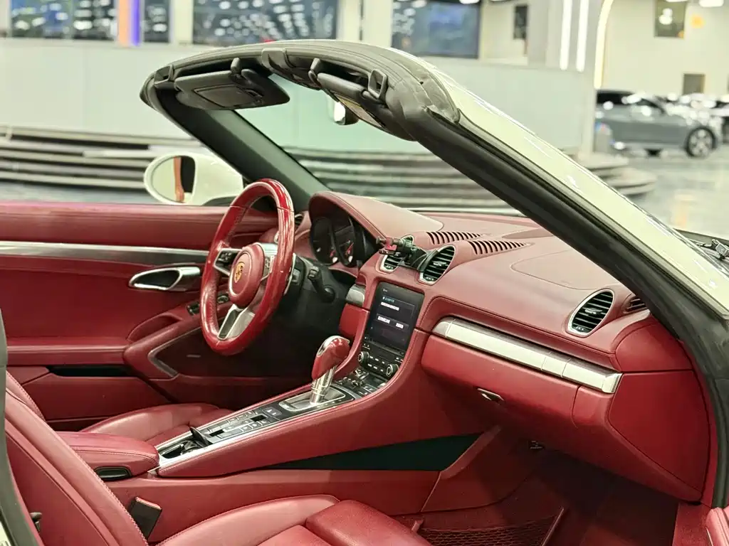 Porsche 718 2022 Boxster 2.0T