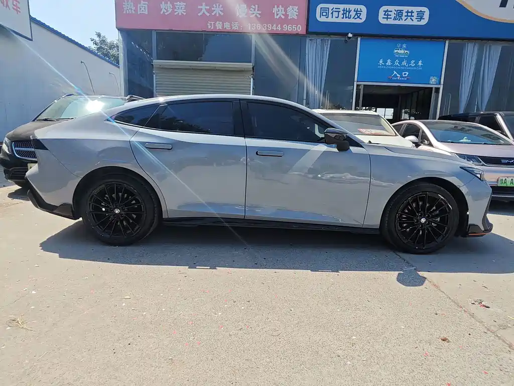 Changan UNI-V — миниатюра 9