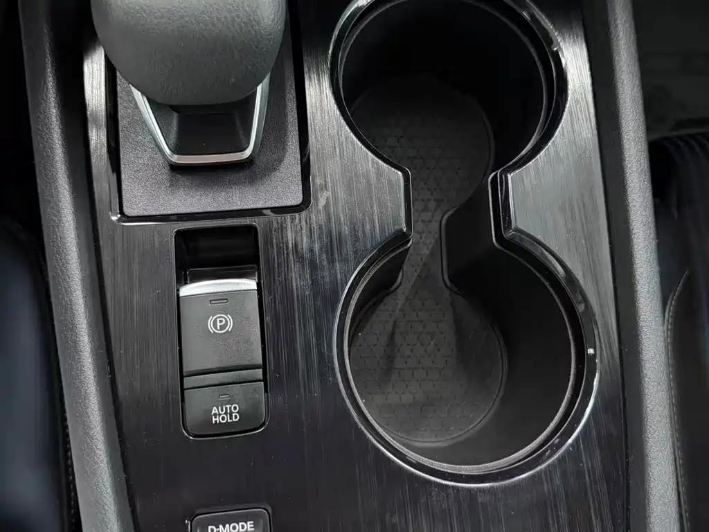 Nissan Qashqai — миниатюра 16