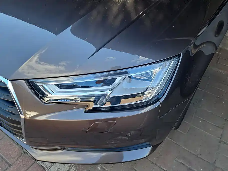 Audi A4L — миниатюра 5