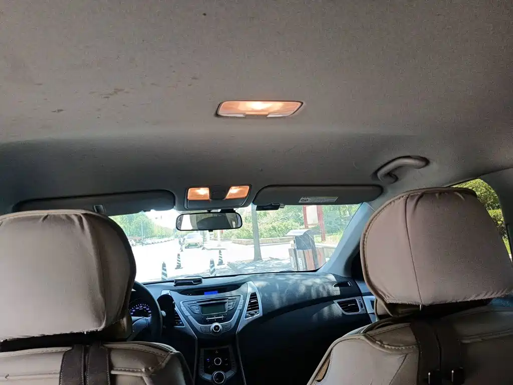 Hyundai Elantra Langdong — миниатюра 14