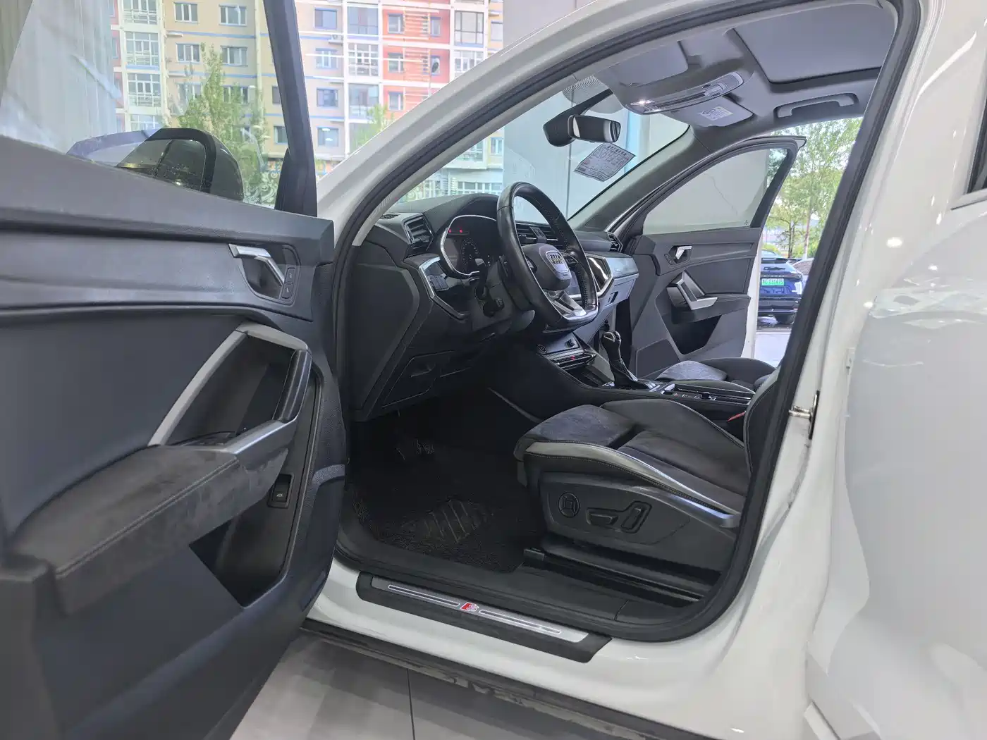 Audi Q3 id 4669296 из Китая 8