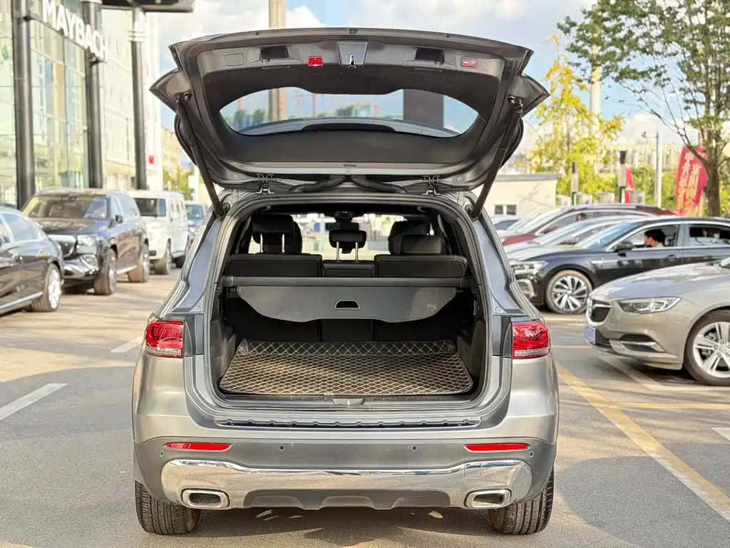 Mercedes-Benz GLB — миниатюра 23