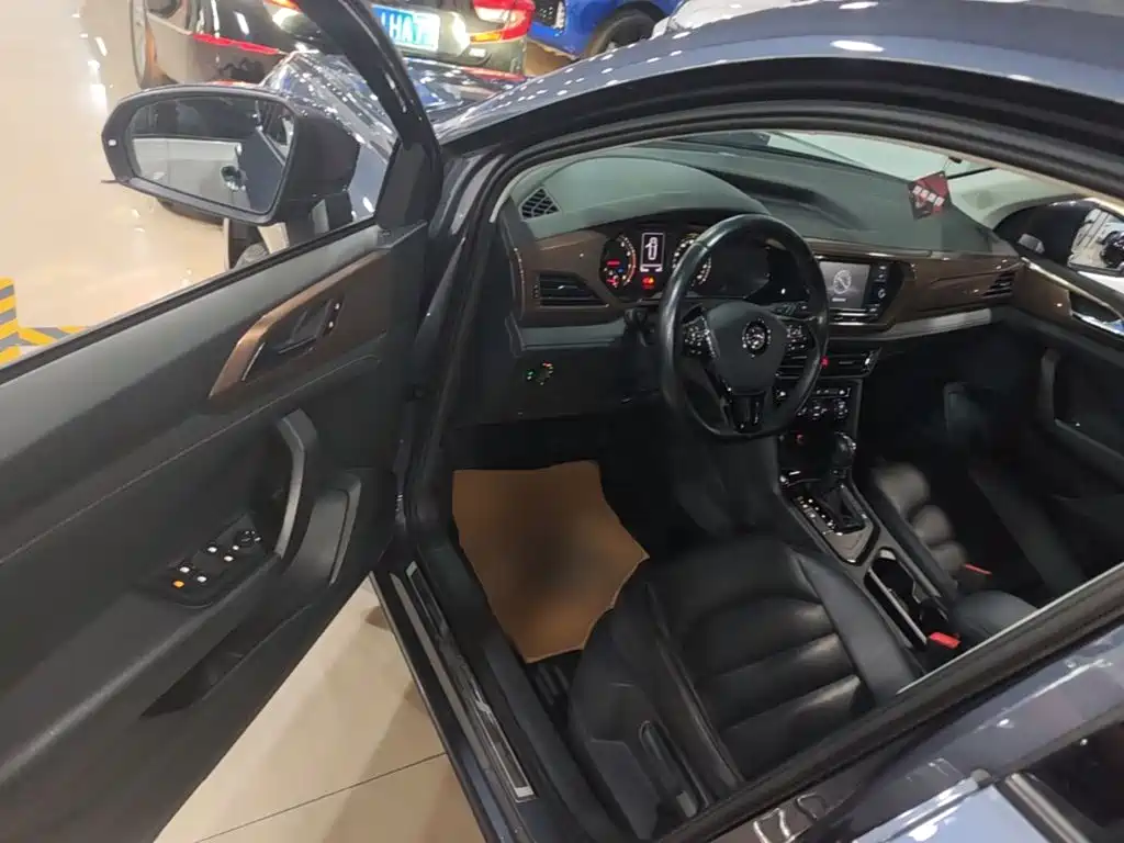 Volkswagen Tharu — миниатюра 16