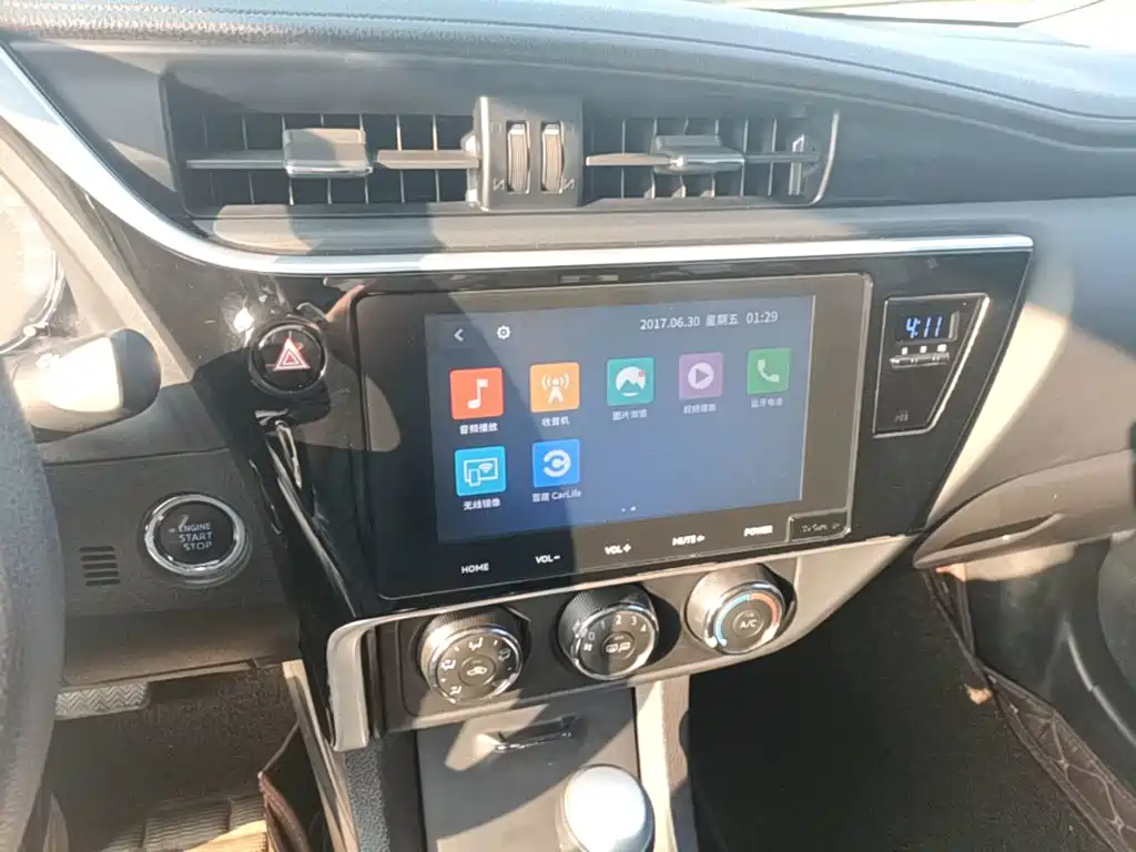 Toyota Corolla — миниатюра 13