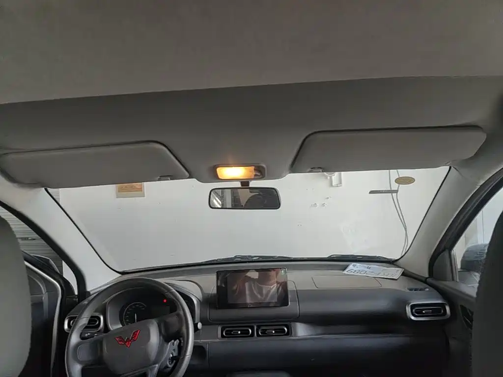 Wuling Hongguang EV — миниатюра 18