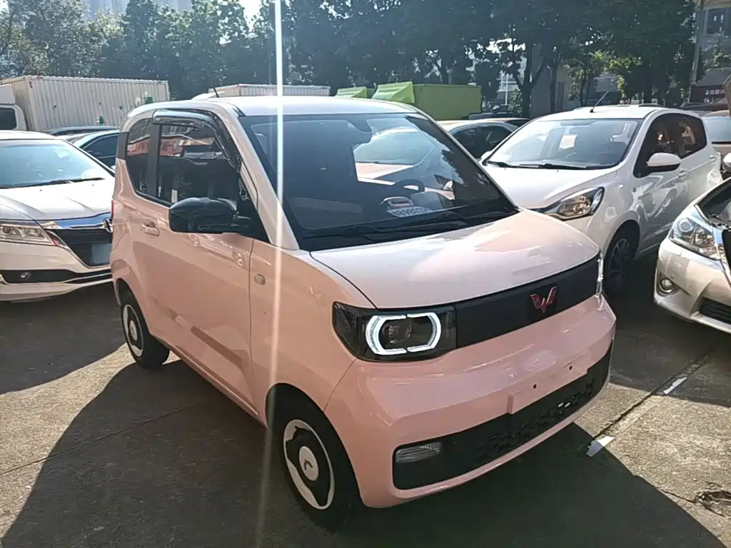Wuling MINIEV — миниатюра 4