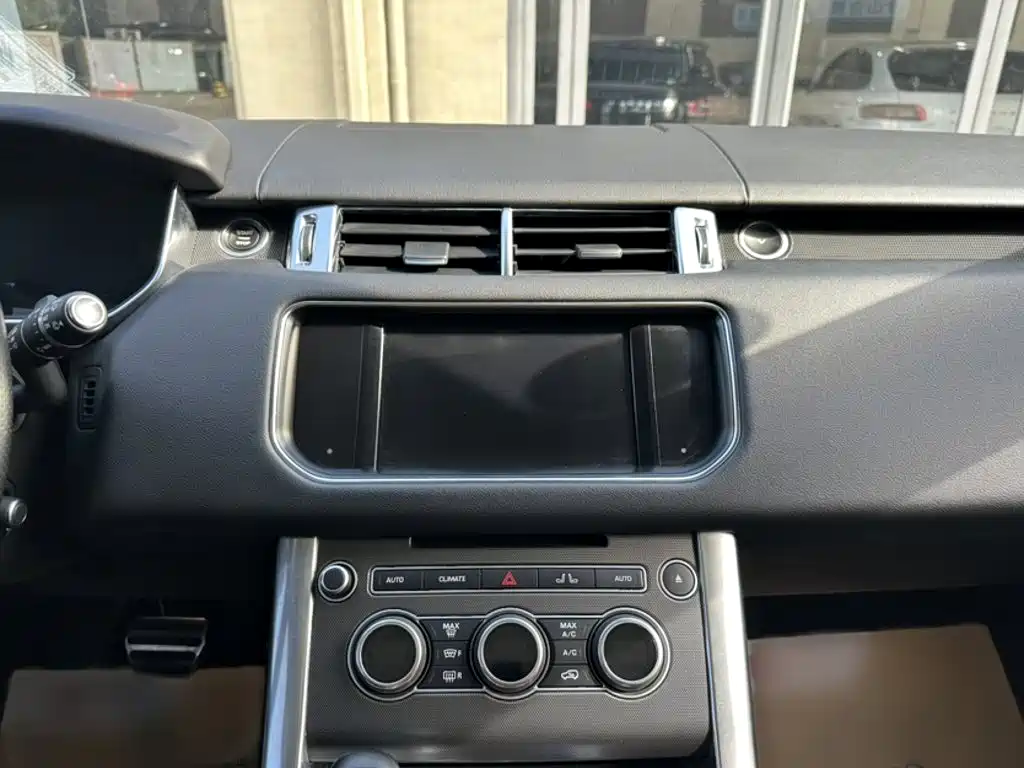 Land Rover Sport — миниатюра 15