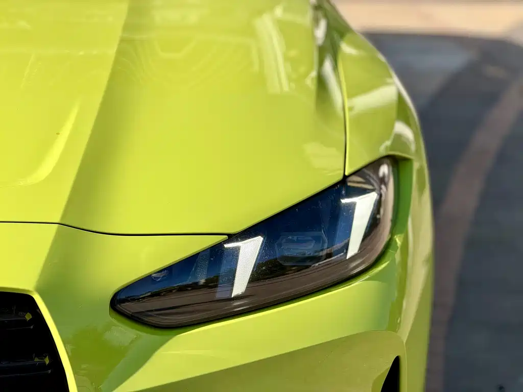 BMW M4 — миниатюра 3