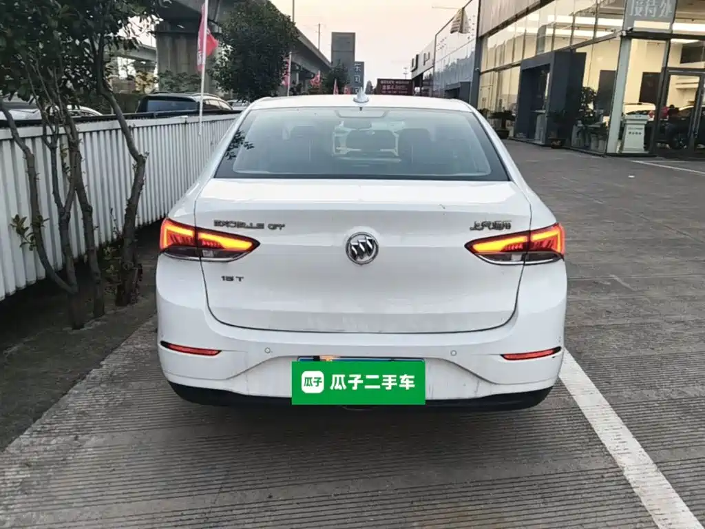 Buick Excelle — миниатюра 6