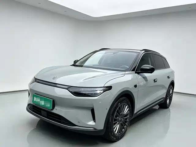 Leapmotor C11