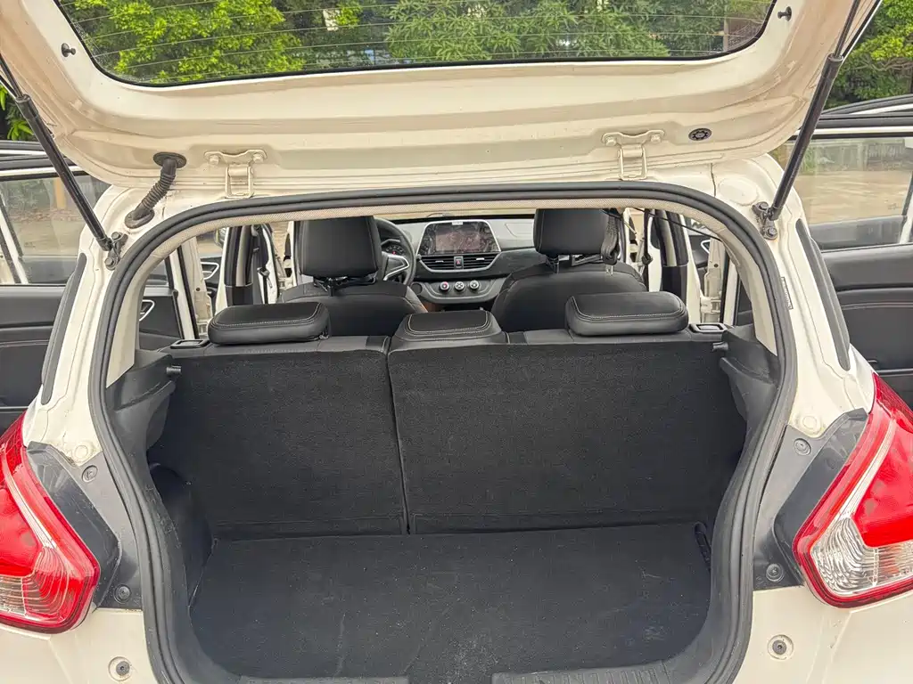 Baojun 310 — миниатюра 11