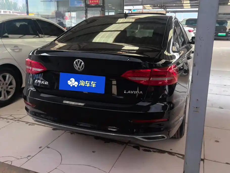 Volkswagen Lavida — миниатюра 3