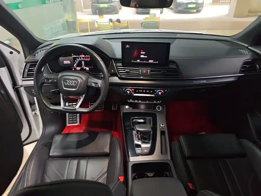 Audi Q5L — миниатюра 10