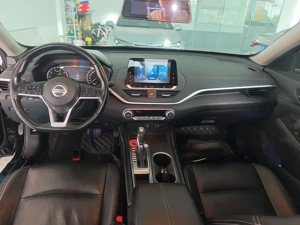 Nissan Teana — миниатюра 5