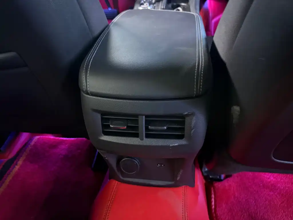 Cadillac CT5 — миниатюра 14