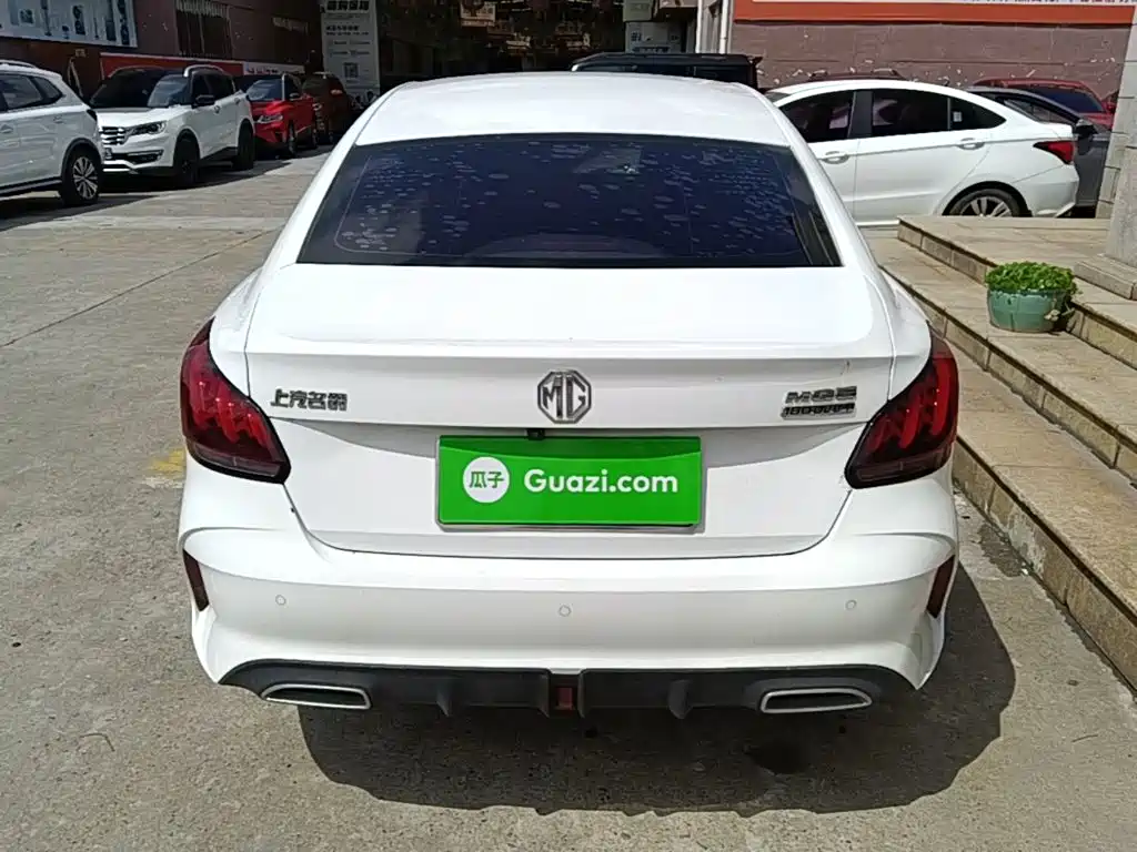 MG MG5 — миниатюра 6
