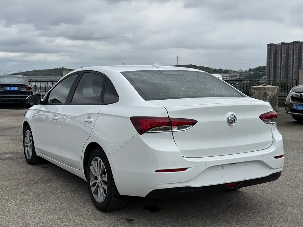 Buick Excelle — миниатюра 11