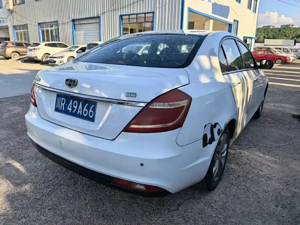 Geely Emgrand — миниатюра 3