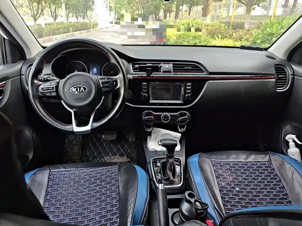 Kia KX Cross — миниатюра 10