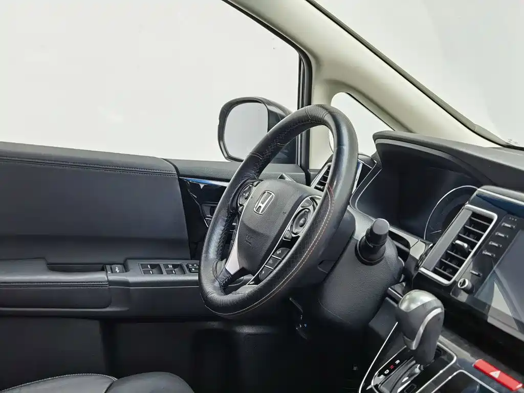 Honda Elysion — миниатюра 22