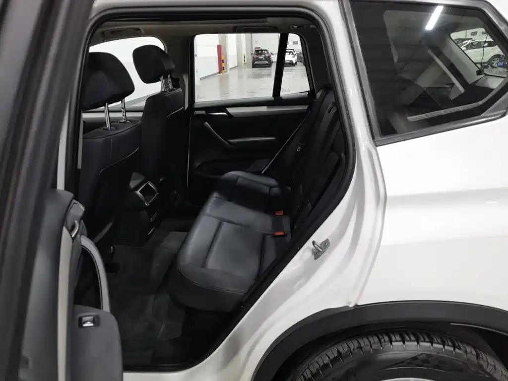 BMW X3 (Import) — миниатюра 15