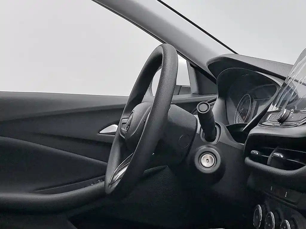 Buick Verano — миниатюра 22