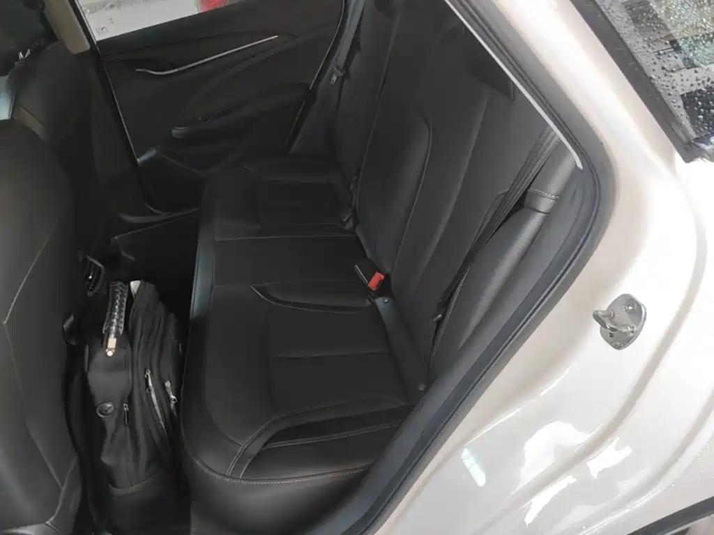 Buick Excelle — миниатюра 17