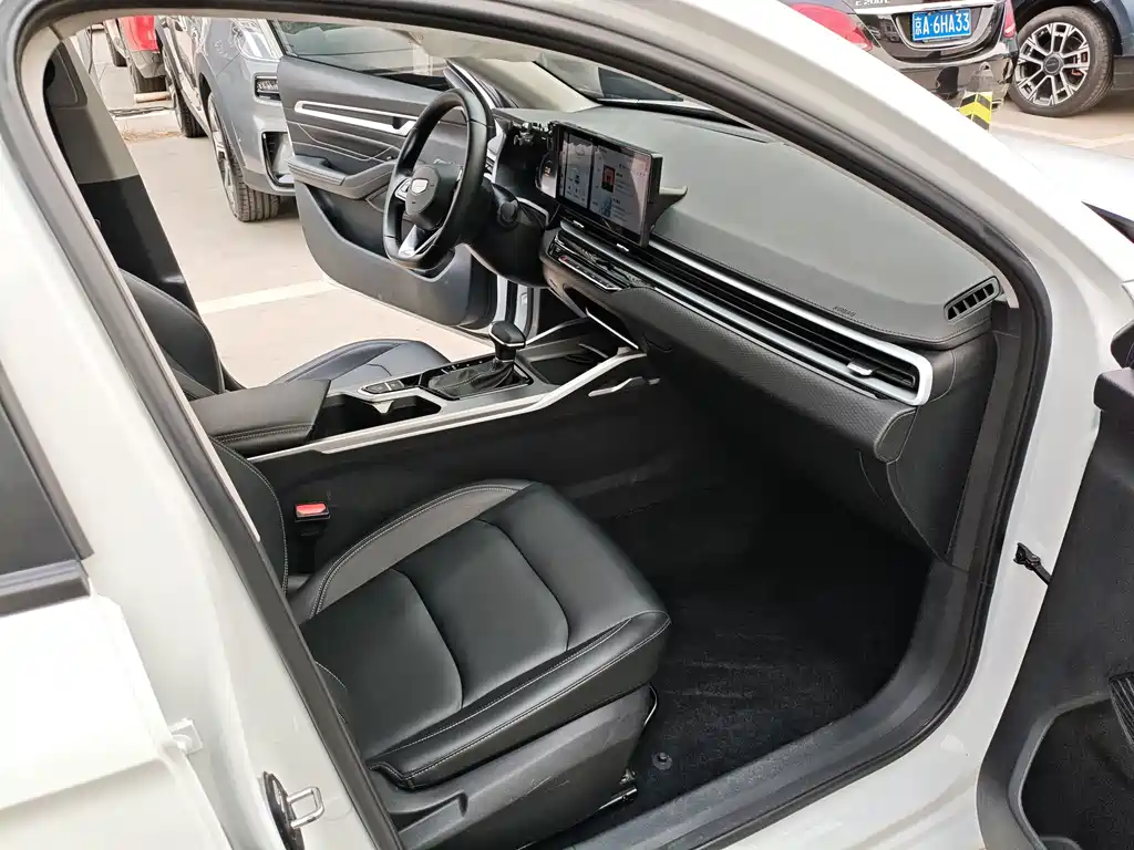 Geely Emgrand — миниатюра 7